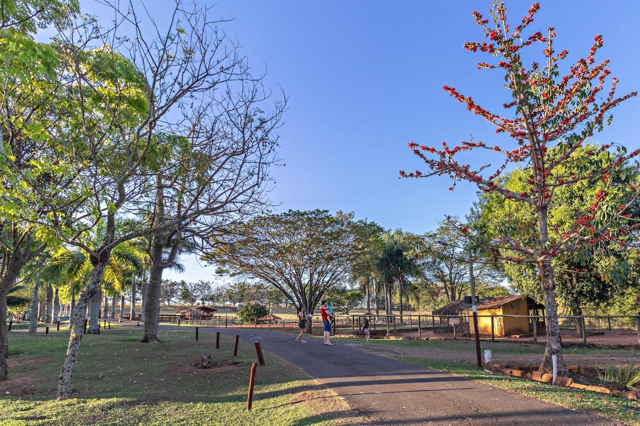 Hotel Fazenda Jacauna Бротас Экстерьер фото